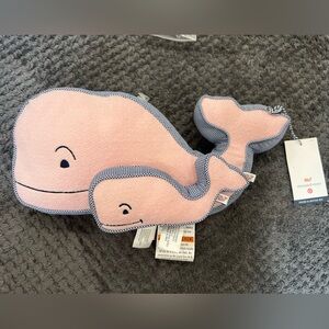 Vineyard Vines plush Whale mom and baby stuffed animals. New with tags !